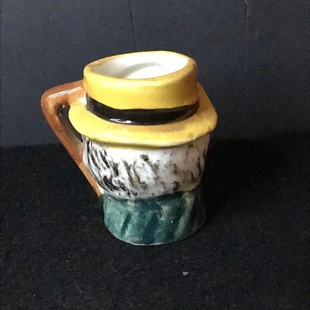 Vintage post WW2 Japan Ucagco shot or expresso cups